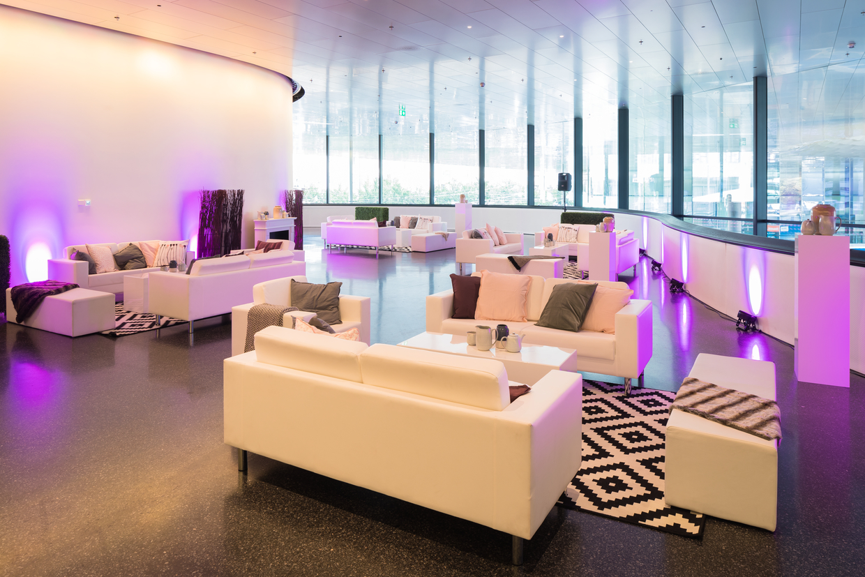 Lounge & Sofas aus dem Zeisch-Lager